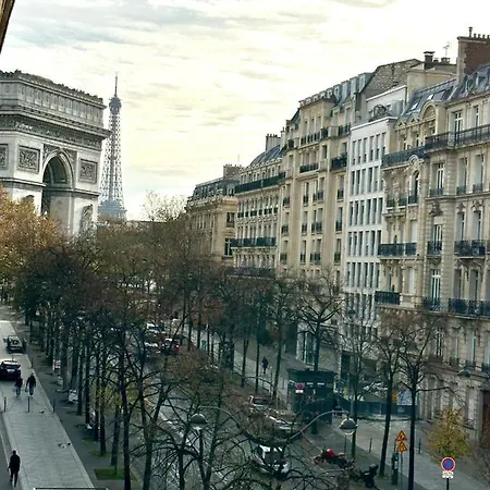 Guest Nearby Champs Elysees Apartment *